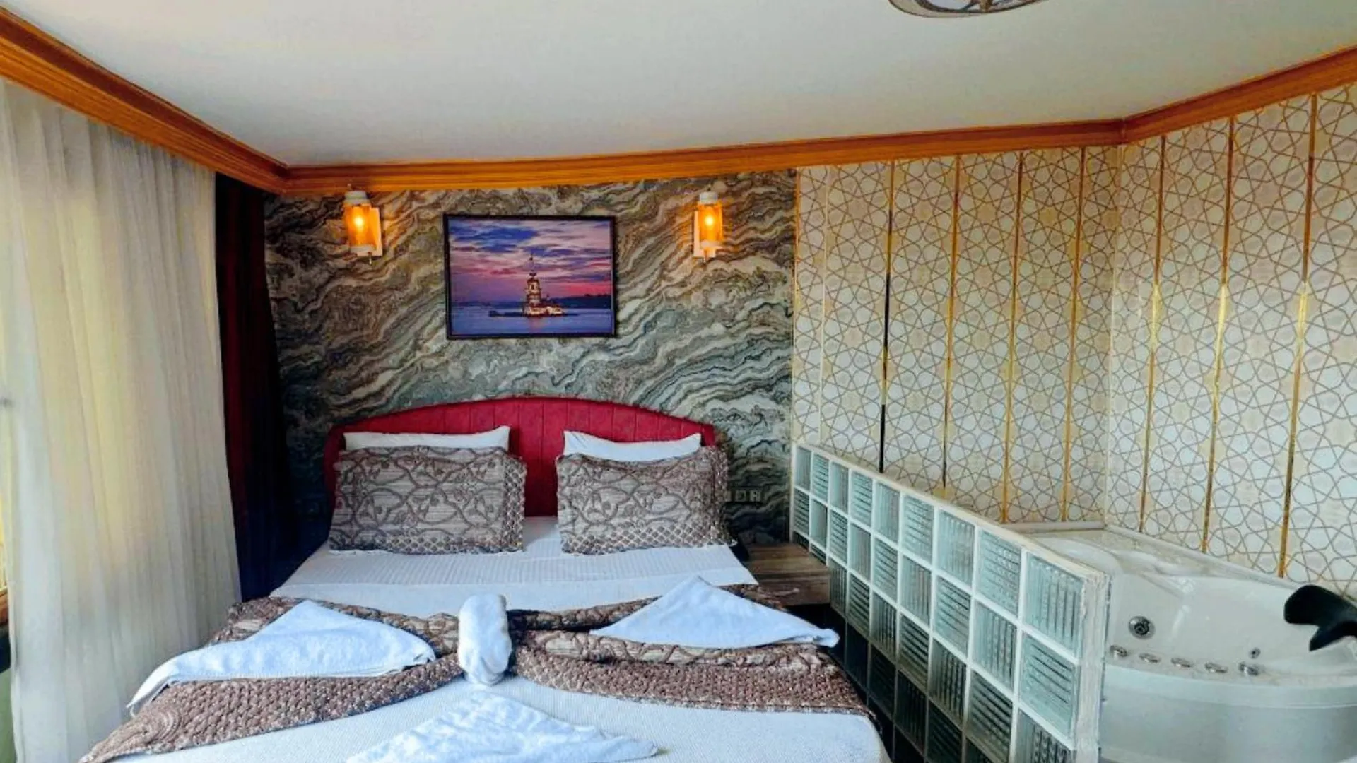 Royal Gur Hotel Istanbul 0*,